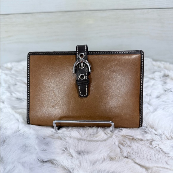 Coach Brown Leather Photo Holder | Buckle Closure | 10 Plastic Sleeves - Picture 1 of 6